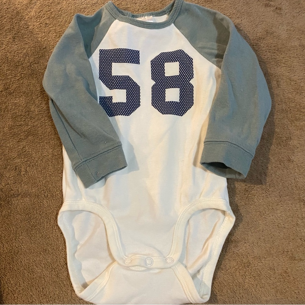 EUC H&M Blue and White Kids Bodysuit ATHLETIC 4-6mos set